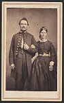 [Unidentified soldier in Union uniform with wife]